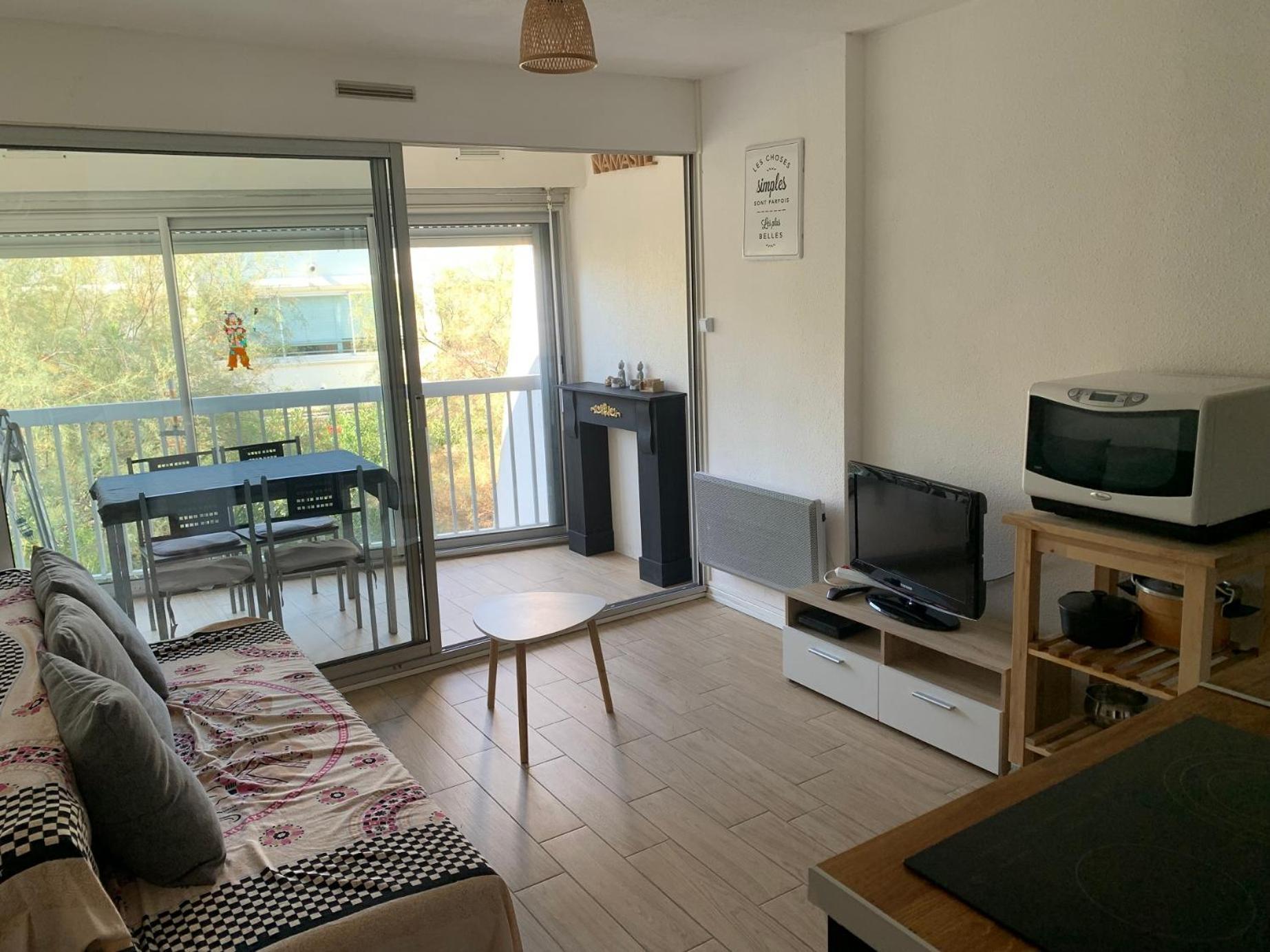 Vittoria Immobilier 12 -Reglement Sur Place - Cheques Vacances Acceptes La Grande-Motte Rom bilde