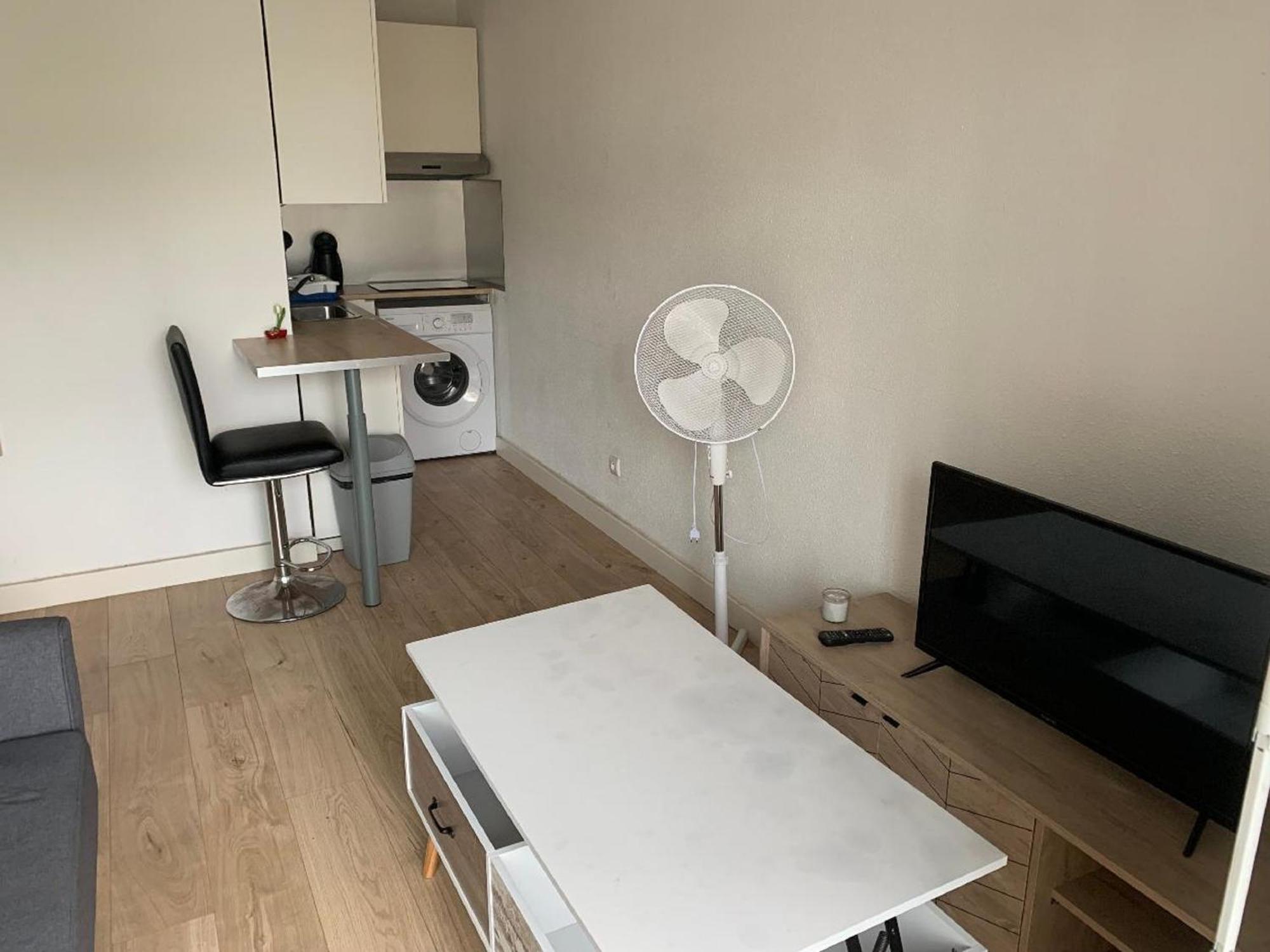 Vittoria Immobilier 12 -Reglement Sur Place - Cheques Vacances Acceptes La Grande-Motte Rom bilde
