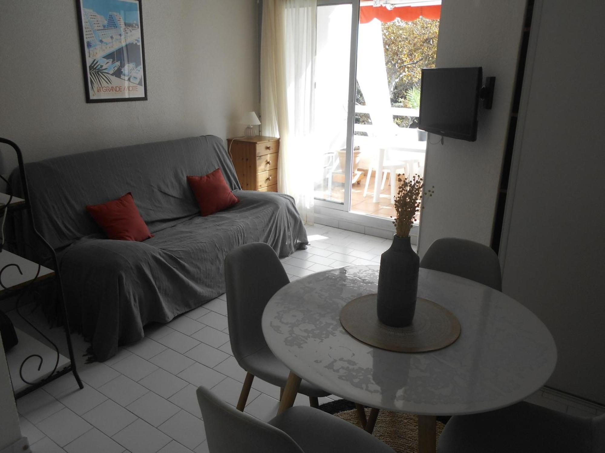 Vittoria Immobilier 12 -Reglement Sur Place - Cheques Vacances Acceptes La Grande-Motte Rom bilde